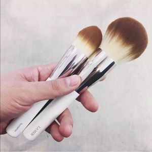 LA MER  Powder Brush and Foundation brush  Authe.
